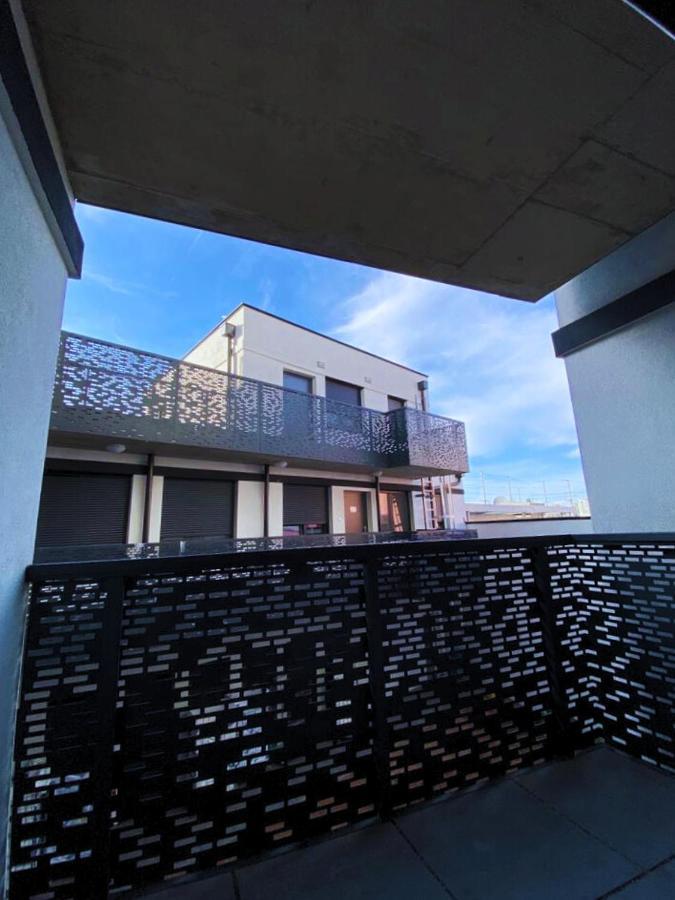 Vienna's Danube Appartement Wenen