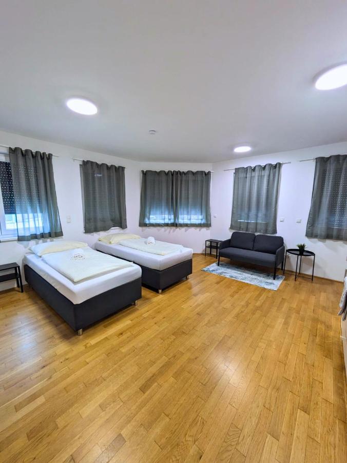 Vienna's Danube Appartement