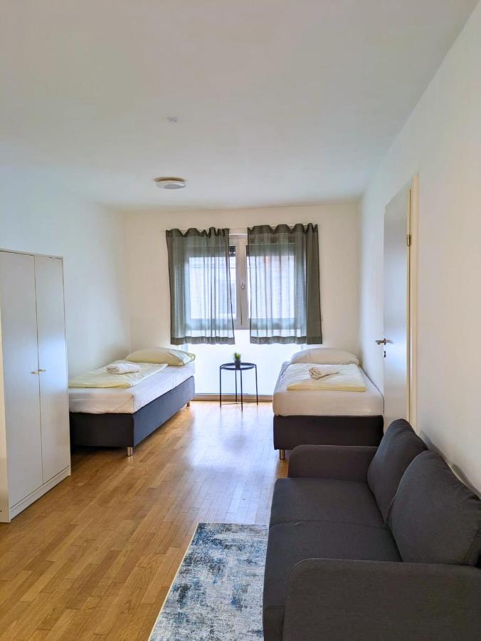 Vienna's Danube Appartement